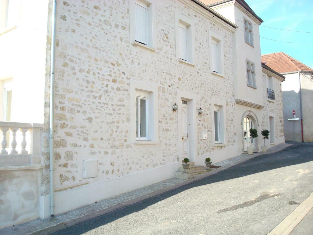 Chambres D'Hotes Karine Smej Châtillon-sur-Marne Buitenkant foto